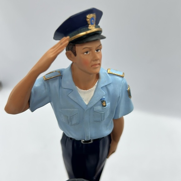 Firemen Rescue Sculpture Statue 911 Tribute  Figure "A Pocket Full of Hope" - Picture 7 of 15